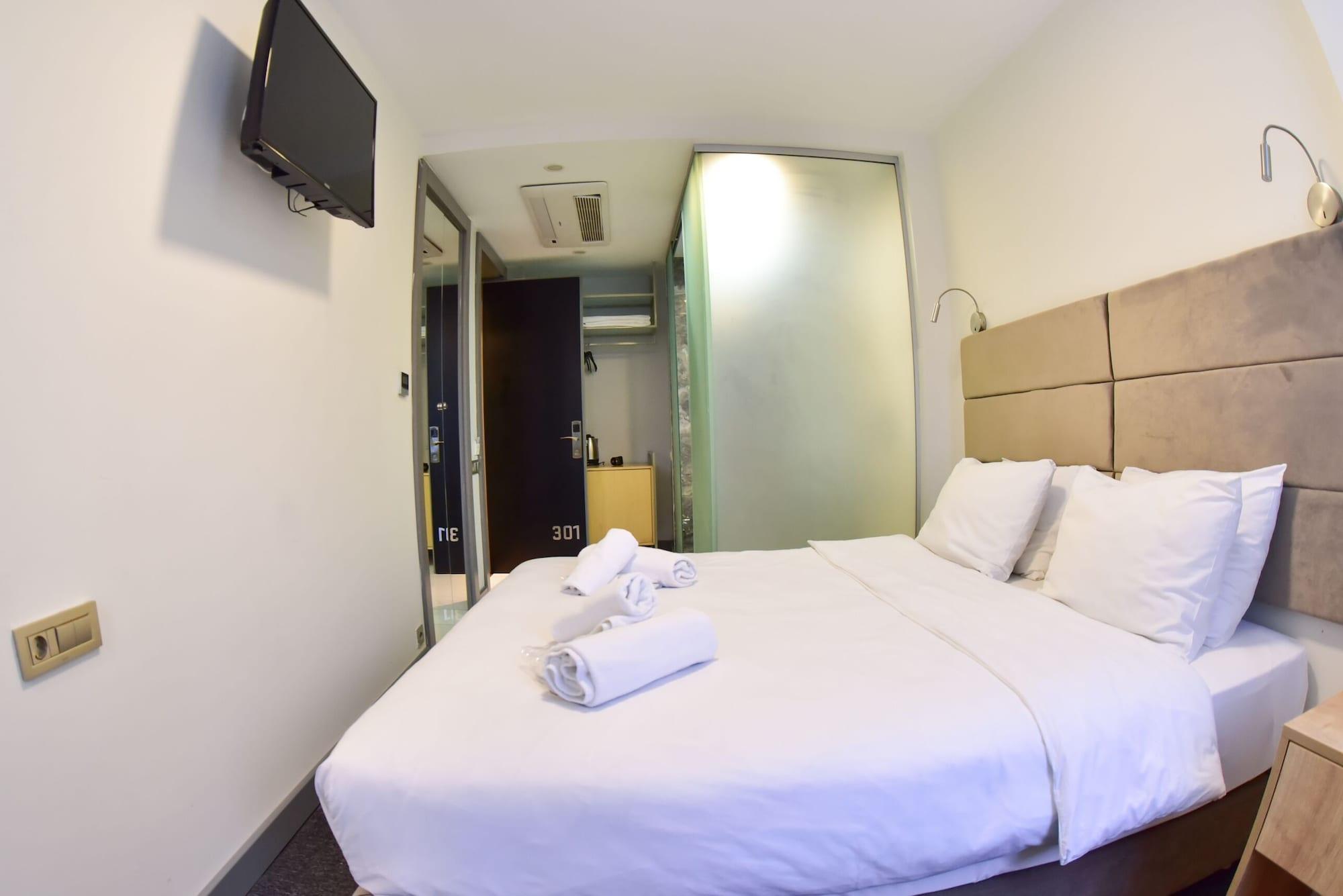 Taksim Hotel V Plus Istanbul Exterior photo