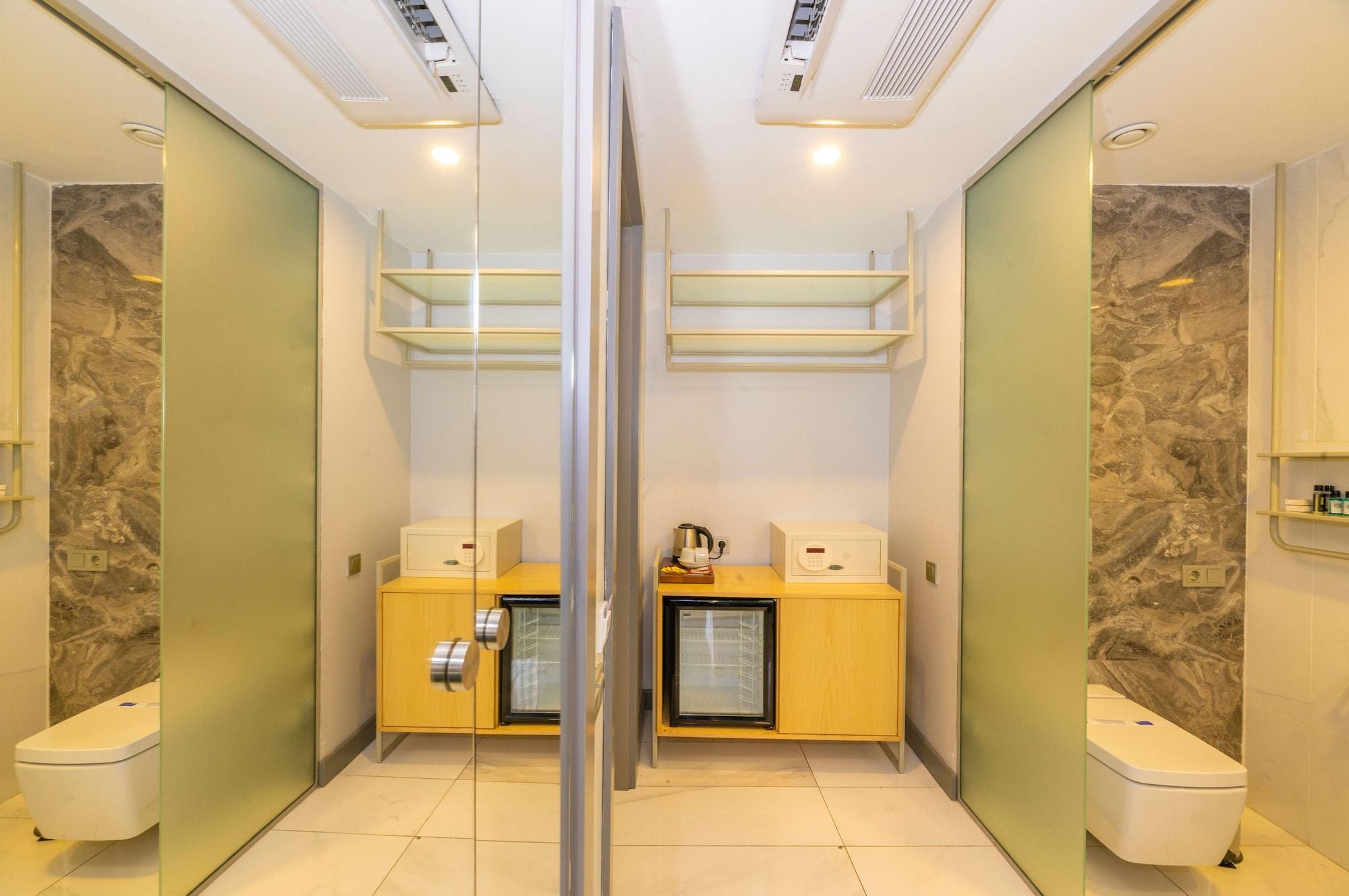 Taksim Hotel V Plus Istanbul Exterior photo