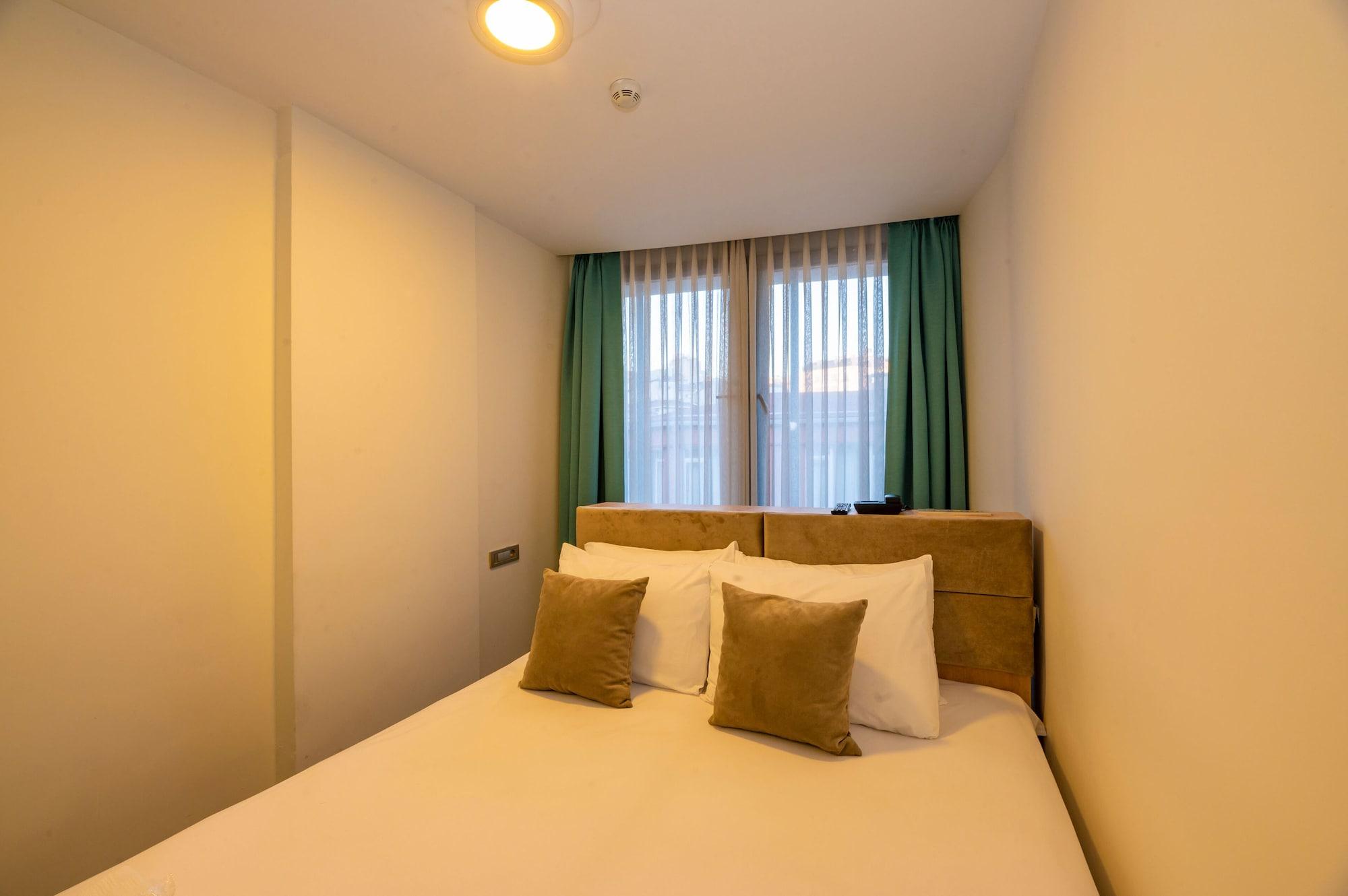 Taksim Hotel V Plus Istanbul Exterior photo