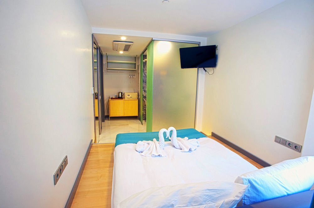 Taksim Hotel V Plus Istanbul Exterior photo